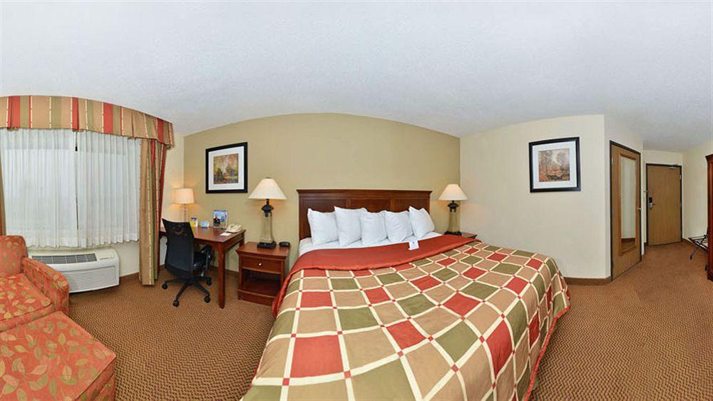 Motel Ramada By Wyndham Platte Kci Airport 2*