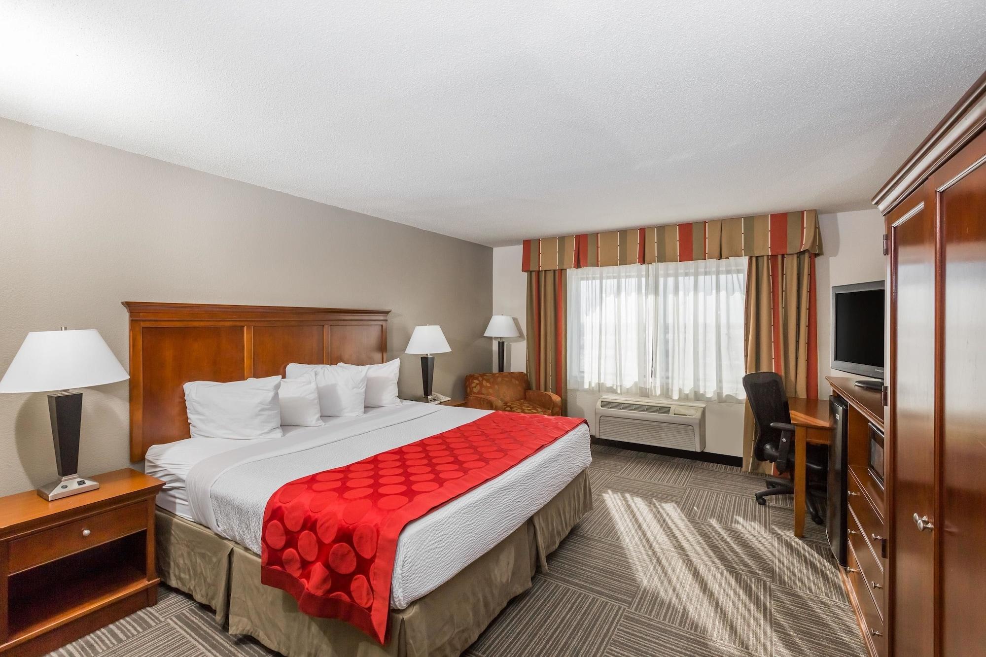 Ramada By Wyndham Platte Kci Airport