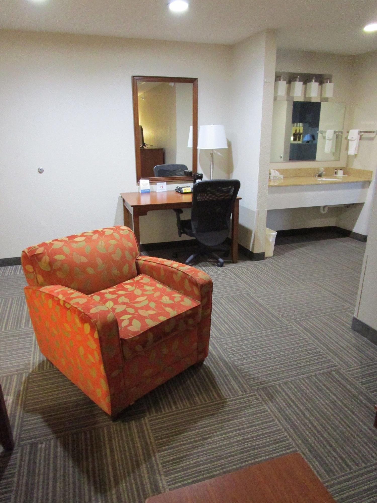 Ramada By Wyndham Platte Kci Airport 2*